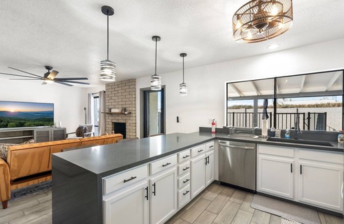 Glendale House | Home in the Heart of Glendale