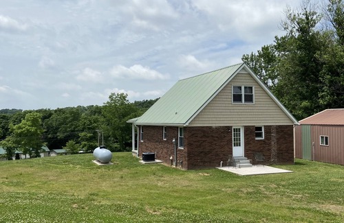 Leopold Cabin | Home in the Hoosier National Forest. Close to Holiday World