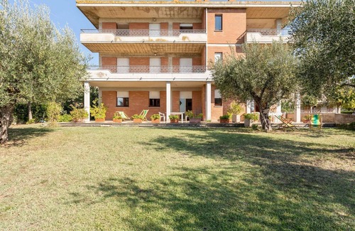 Tuoro sul Trasimeno Apartment | Home in Tuoro sul Trasimeno near Lago Trasimeno