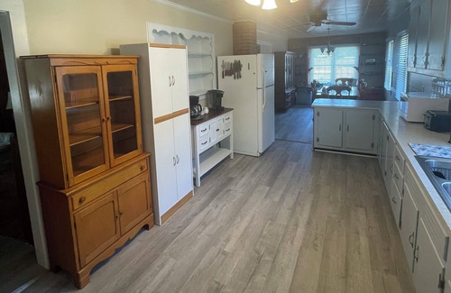 Wanchese House | Home in Wanchese minutes from great fishing and OBX beaches.