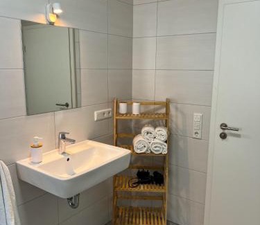 Bielefeld Apartment | Home Inn Apartments - 101