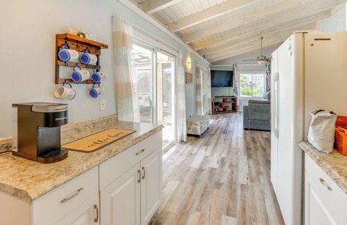 Alligator Point House | Home Near Beach in Alligator Point: Rooftop Deck!