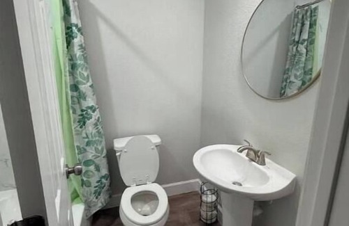 Pasadena House | Home near Refineries