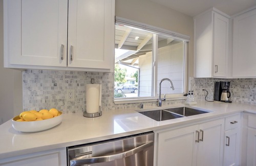 Santa Rosa House | Home near Sonoma with pool & hot tub