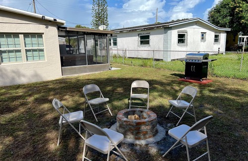 Fort Pierce House | Home near the Beach w/Hot-tub and Movie Room
