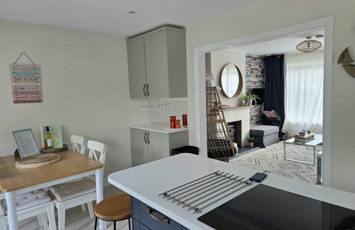 New Forest District House | Home near the new forest with a large garden and super king beds!