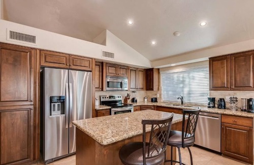 Paradise Valley Village House | Home on a great North South Corner Lot
