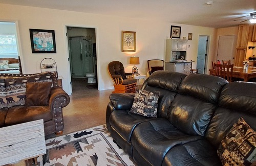 Huntsville Cottage | Home on the Ranch