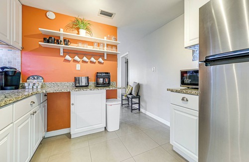 Northeast Tampa House | Home w/Expansive Patio, 3 Mi to Busch Gardens!