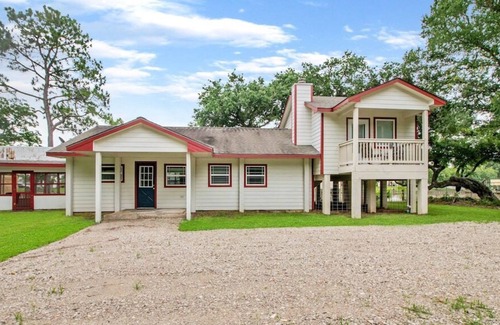 Cedar Lane House | Home w/ Private Fishing Pier/lift, Screen Porch