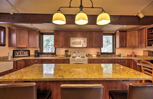 Killington Cottage | Home w/Sauna - Close to Pico & Killington Mtns!