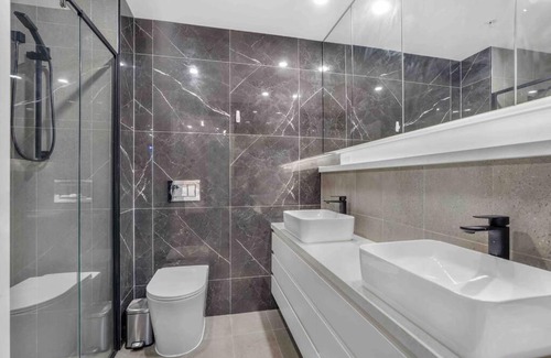 Chadstone Apartment | Home*walking Chadstone shopping centre