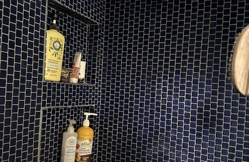 Portlock House | Home with private dock right in the marina