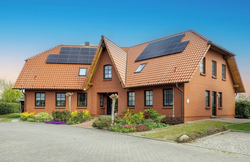 Kaltenhof House | Home with sauna and whirlpool close to the beach
