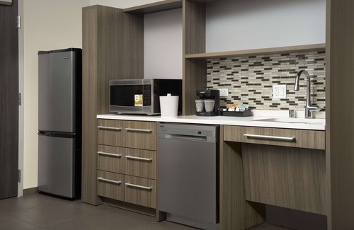 Clovis Hotel | Home2 Suites by Hilton Clovis Fresno Airport