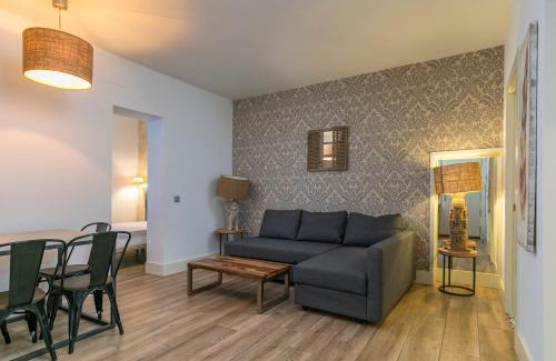 Guindalera Apartment | HOMEABOUT DIEGO DE LEÓN Apartment I