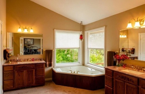 Kettle Falls House | Homeaway at Kettle Falls, 2460 Gilmore Rd