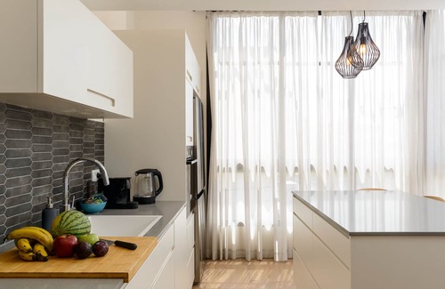 Old North Apartment | Homebase on the seaside ! JABOTINSKY/HILTON