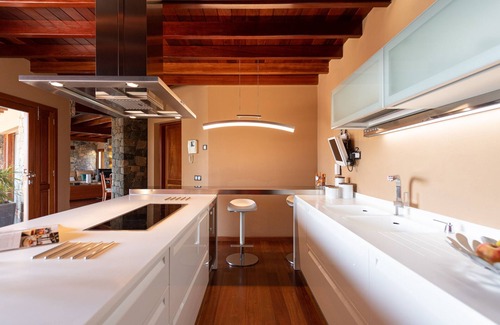 Triquivijate Villa | HomeForGuest Casa Altanntes: Heated Pool, 4000m² garden - HomeForGuest