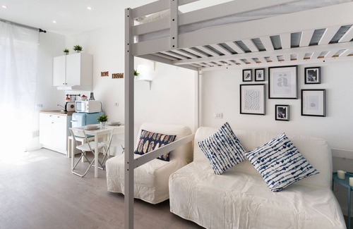 Turro Apartment | HomeHotels - Padua 151 Emera