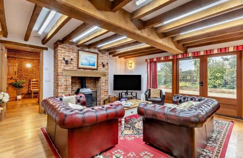 East Dereham House | Homelands - Litcham