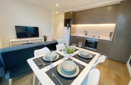 Melbourne Apartment | Homelike 2B Apt Next to Grand Prix with Free Parking