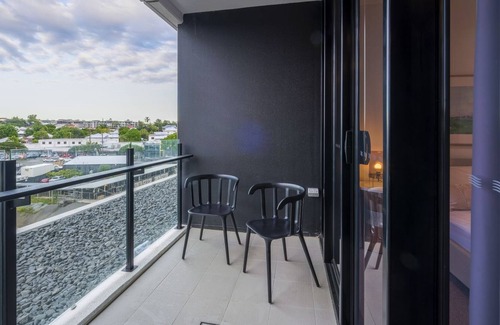 Woolloongabba Apartment | Homely Apartment at Woolloongabba