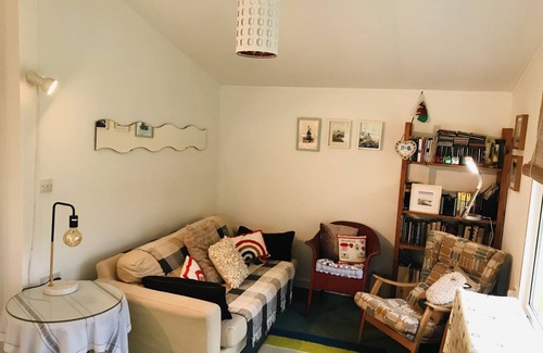 Llanybri Ski Chalet | Homely Cedar wood Chalet , Sleeps 3