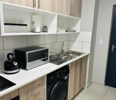 Kempton Park Apartment | Homely Stay 3