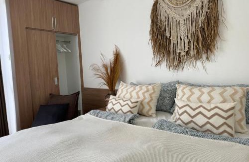 Seminyak Apartment | HomelyBali, Cozy studio in Rajapala!