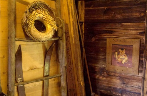 Saint-Nicolas-la-Chapelle Ski Chalet | Homerez - Chalet for 8 ppl. with garden and terrace at Saint-Nicolas-la-Chapelle