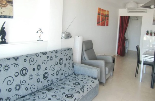 Vinaros Apartment | Homerez - 100 m away from the beach! Appartement for 4 ppl. with shared pool
