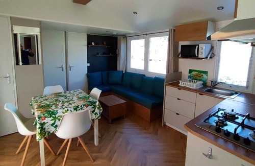 La Cote Radieuse House | Homerez - 150 m away from the beach! Nice bungalow for 6 ppl. with shared pool