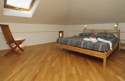 Torre Colonna-sperone House | Homerez - Amazing house 1 km away from the beach for 10 ppl. with shared pool