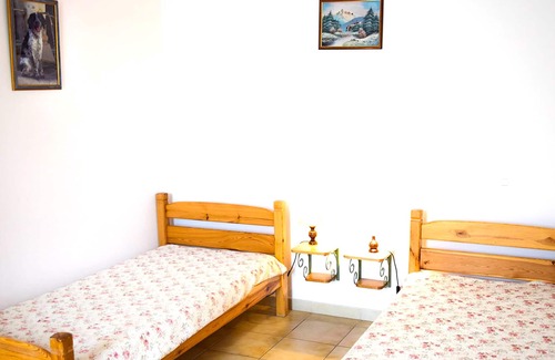 La Roche-sur-le-Buis Apartment | Homerez - Amazing apartement for 6 ppl. with shared pool at La Roche-sur-le-Buis