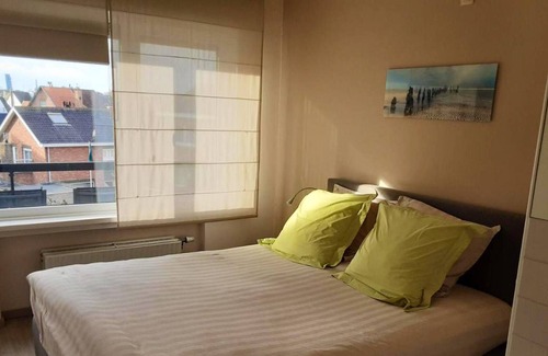 Heist Apartment | Homerez - Amazing appartement for 6 ppl. with balcony at Knokke-Heist