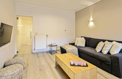 Heist Apartment | Homerez - Amazing appartement for 6 ppl. with balcony at Knokke-Heist