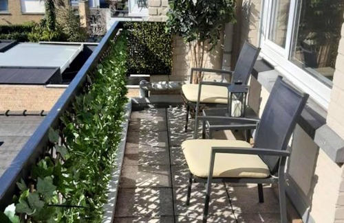 Heist Apartment | Homerez - Amazing appartement for 6 ppl. with balcony at Knokke-Heist