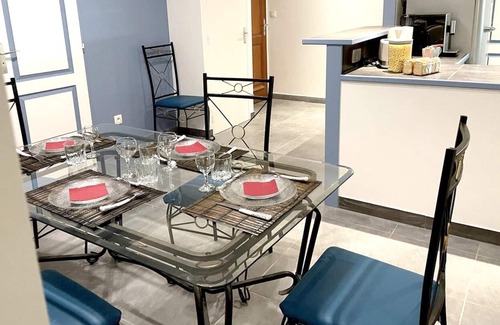 Vierzon Apartment | Homerez - Amazing appartement for 4 ppl. at Vierzon