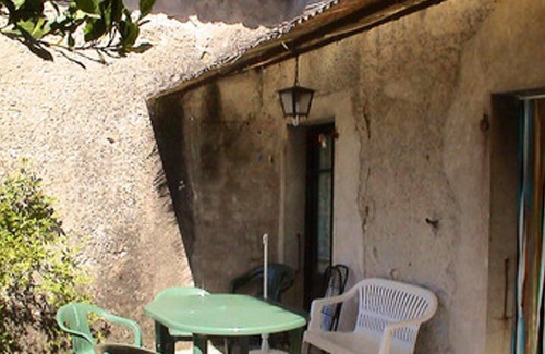 Brujas House | Homerez - Amazing property for 15 ppl. with terrace at Beaulieu