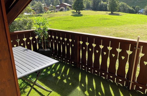 Pralognan-la-Vanoise Apartment | Homerez - Apartment in Pralognan with balcony
