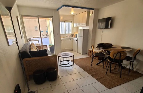 La Jetee Apartment | Homerez - Apartment in Canet-en-Roussillon