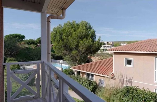 Carnoux-en-Provence Apartment | Homerez - Apartment Carnoux-en-Provence.