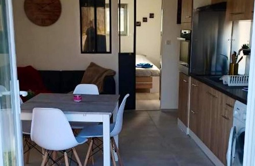 Publier Apartment | Homerez - Apartement 3 km away from the beach for 2 ppl. with terrace at Publier
