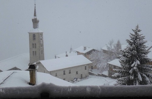 Les Chapelles Apartment | Homerez - Apartment, Les Chapelles