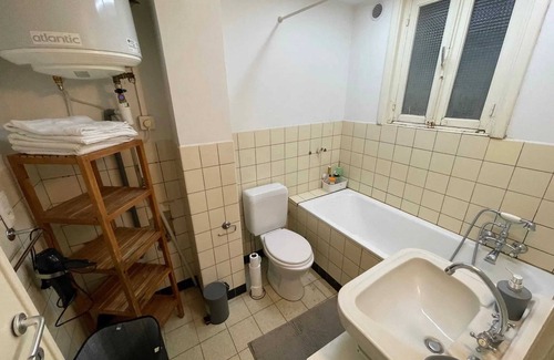 Postel Apartment | Homerez - Apartment in Ixelles