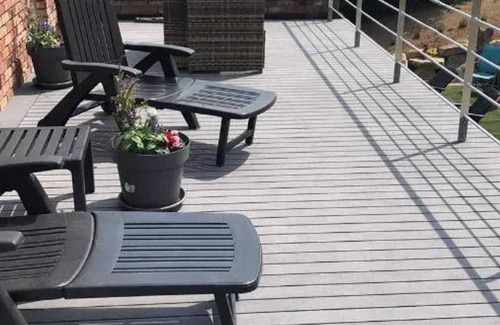 Walk Apartment | Homerez - Apartment in Waimes.