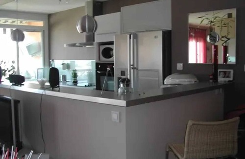 Saint-Julien Apartment | Homerez - Apartment Marseille - Terrace