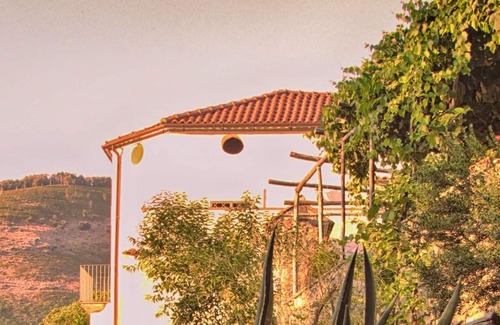 Gragnano Apartment | Homerez - Appartement 4 km away from the beach for 5 ppl. at Castello Gragnano