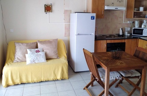 Pointe du Bout Apartment | Homerez - Appartement 1 km away from the beach for 6 ppl. at Les Trois-Îlets